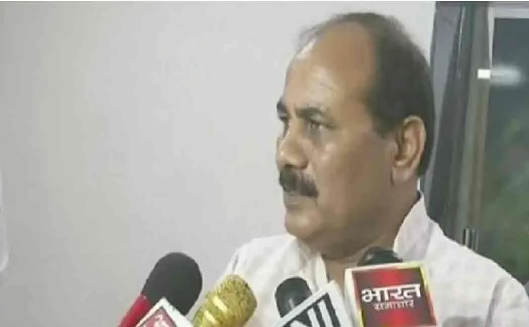 up minister 
