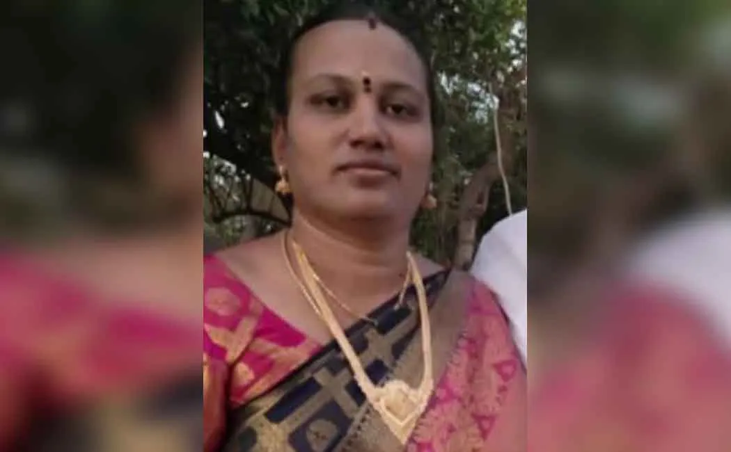 Female Chief Constable commits suicide by hanging