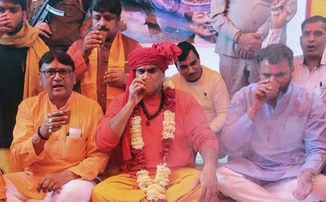 gaumutra party held in delhi amid corona fear