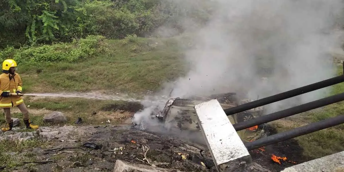  Car crash on National Highway bridge near Thoothur