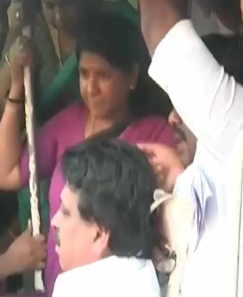 KANIMOZHI SPEECH IN POLLACHI PROTEST 