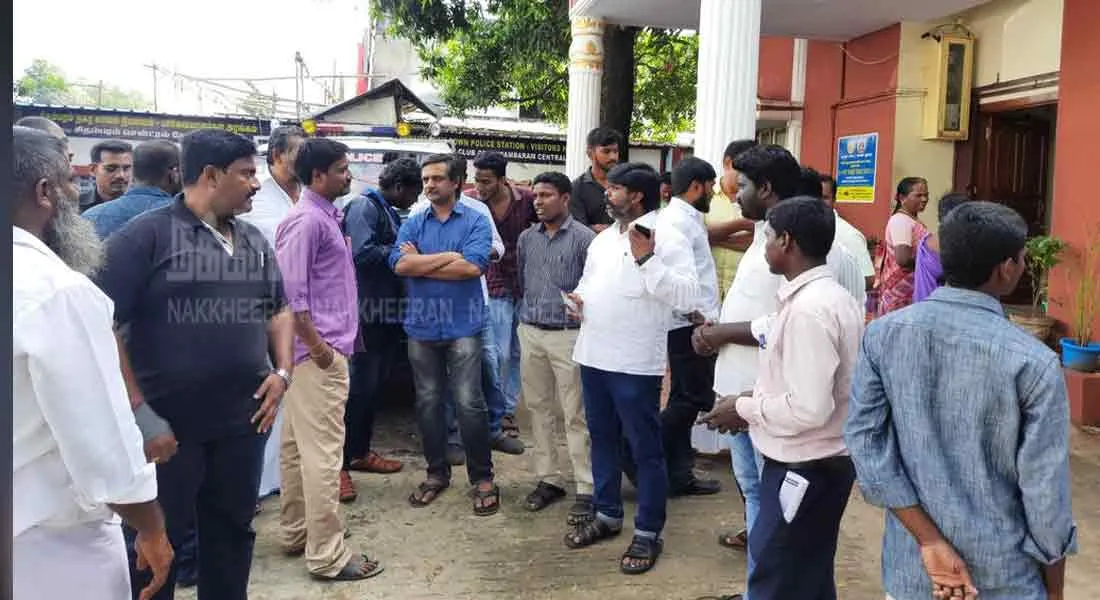  The government should restore the temple from the Dikshidars who engage in anti-social activities- thirumurugan gandhi