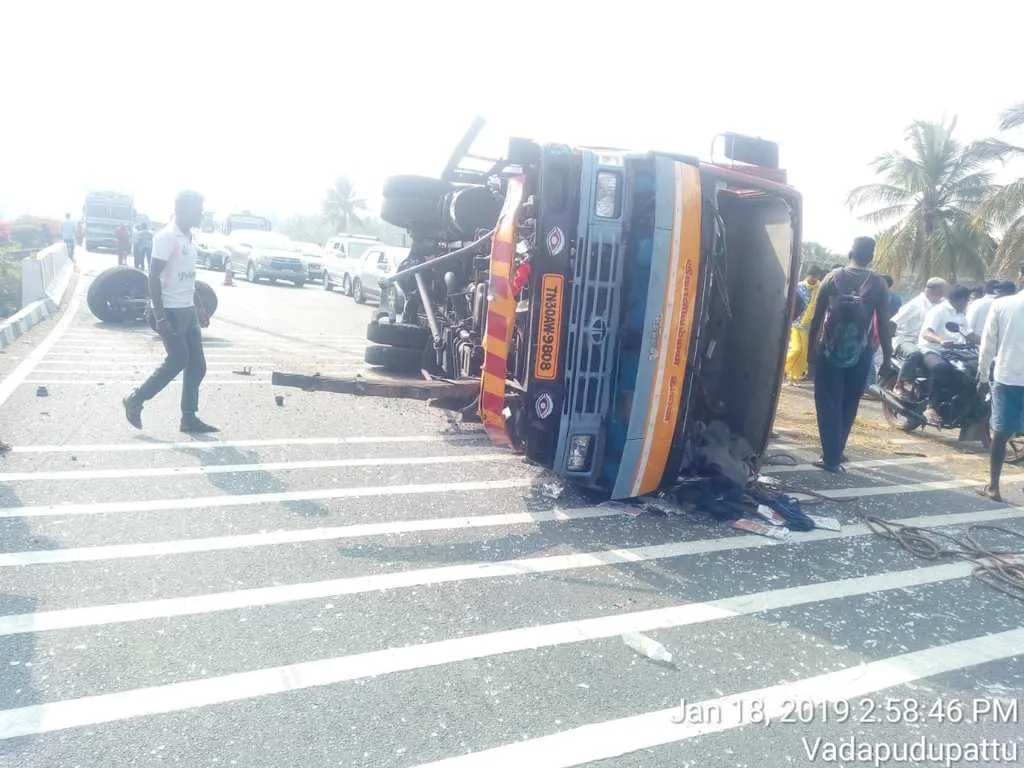 lorry accident 