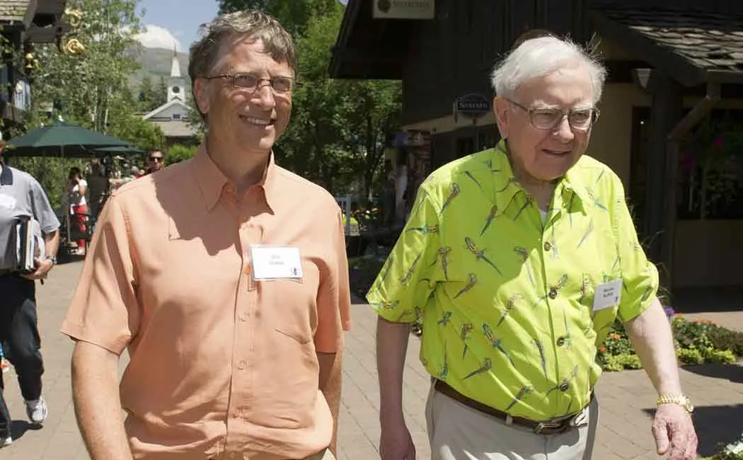 Bill Gates steps down from Microsoft board