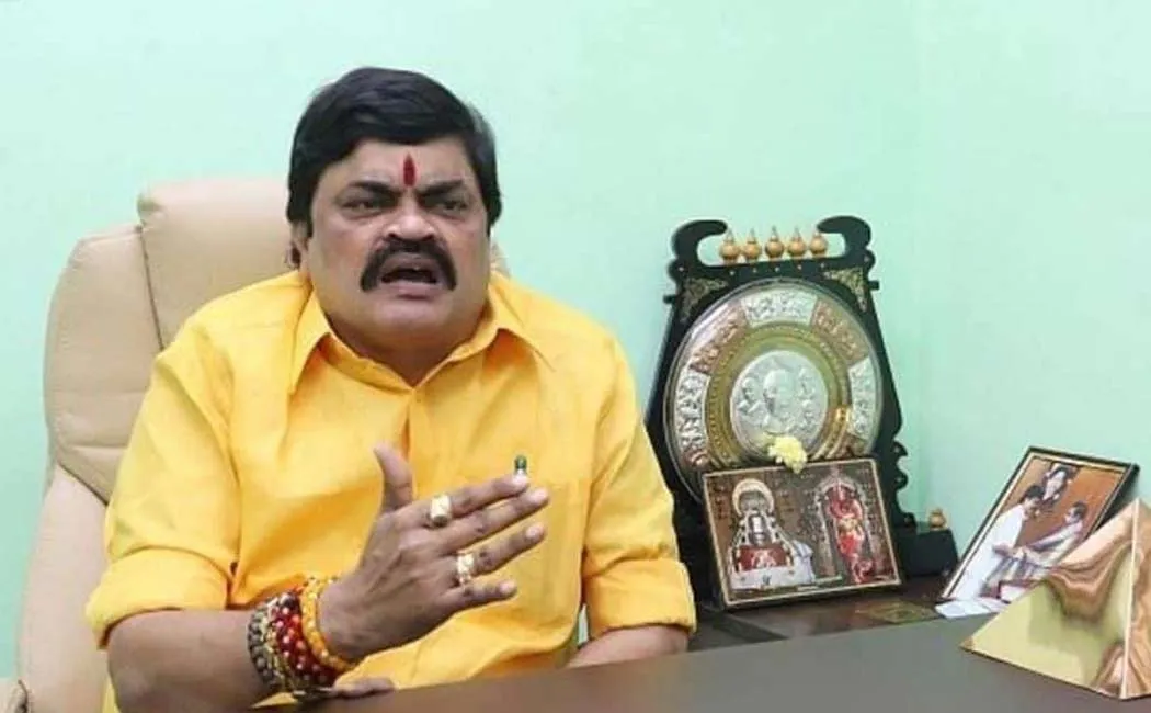 rajendra balaji questioned for 11 long hours by police
