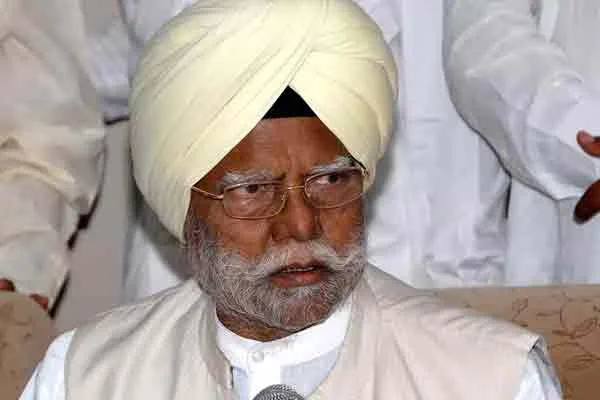 rahul gandhi mourns buta singh