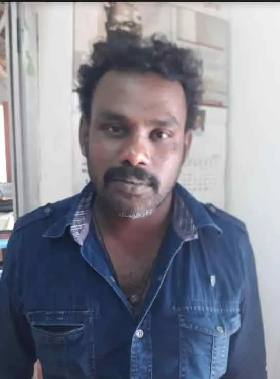  Selling cannabis at school colleges in Gudavasal; One arrested!