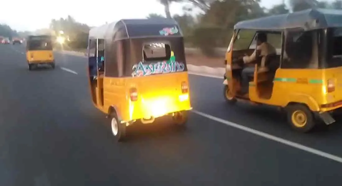 auto race in incident 