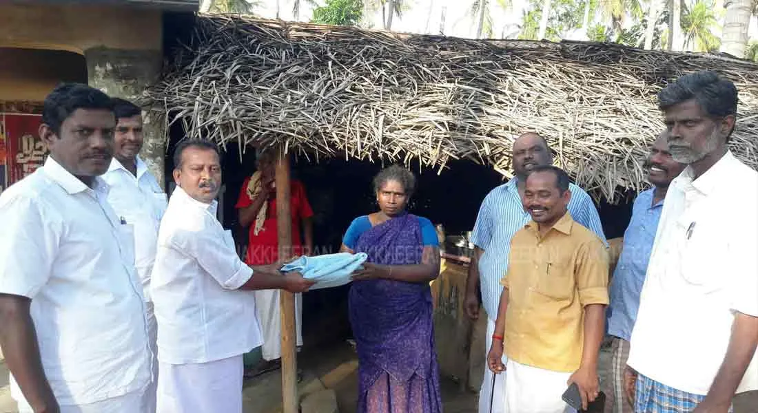 Sworn in as Viko in mp.. mdmk Woman Volunteer Who Offers Tea-Coffee for 1 Rupee!