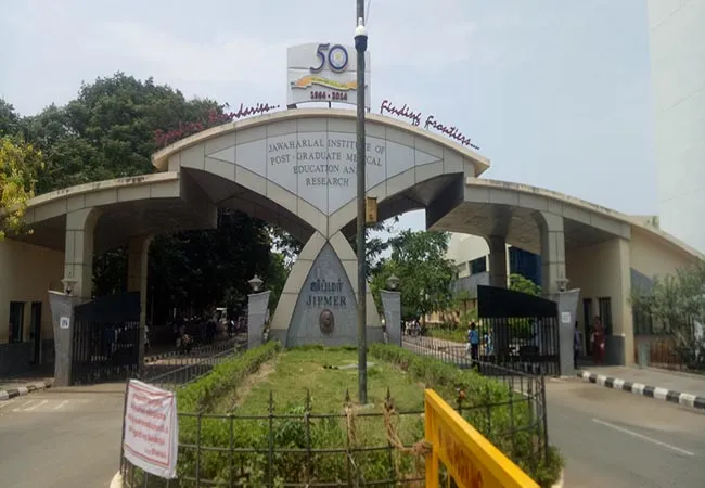 JIPMER ANNOUNCED NOT CONDUCTED BY ENTRANCE EXAM, NEET MANDATORY 