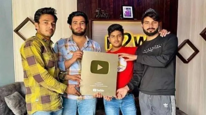 publive-image