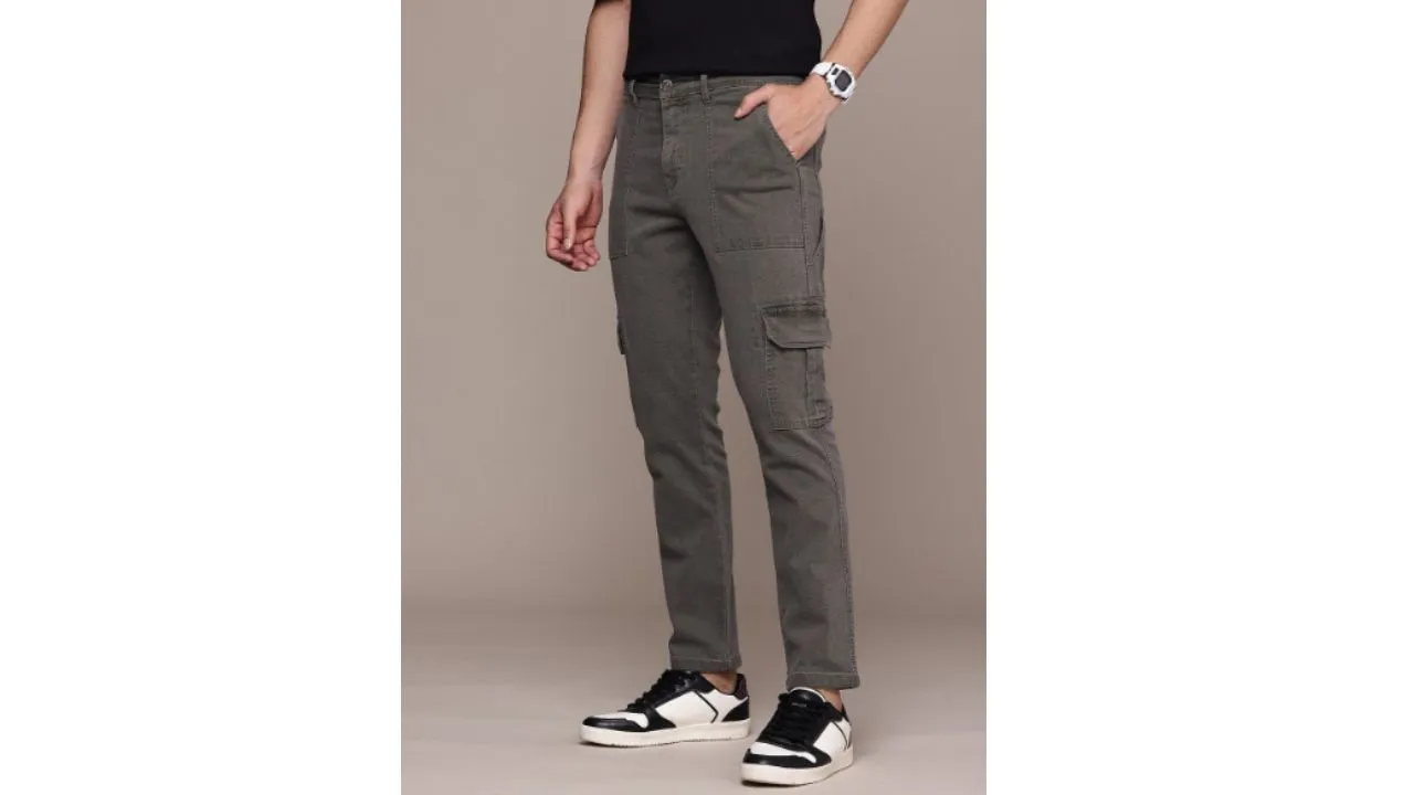 Men Stretchable Cargo Jeans