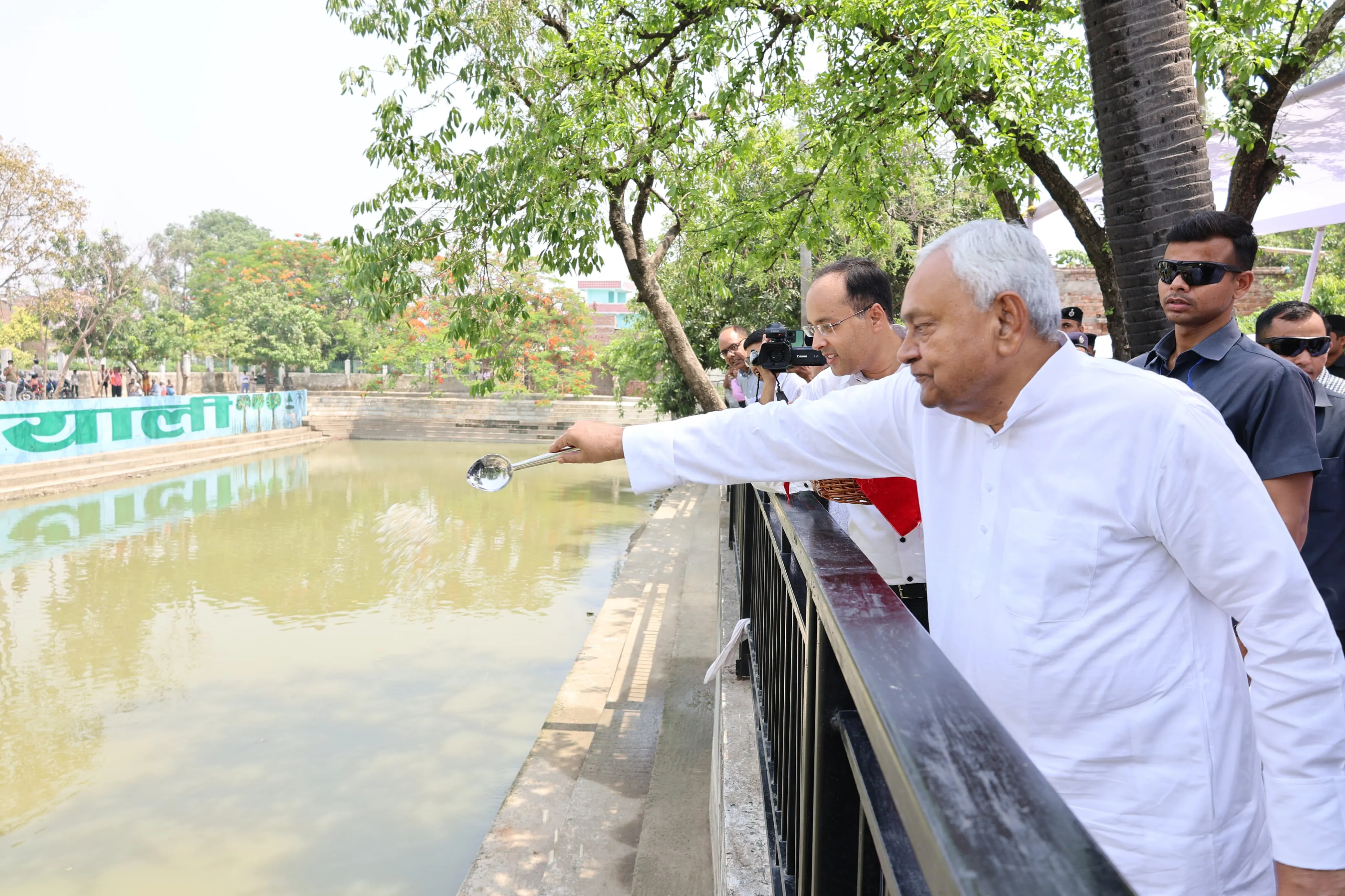 CM Nitish on his wife death anniversary
