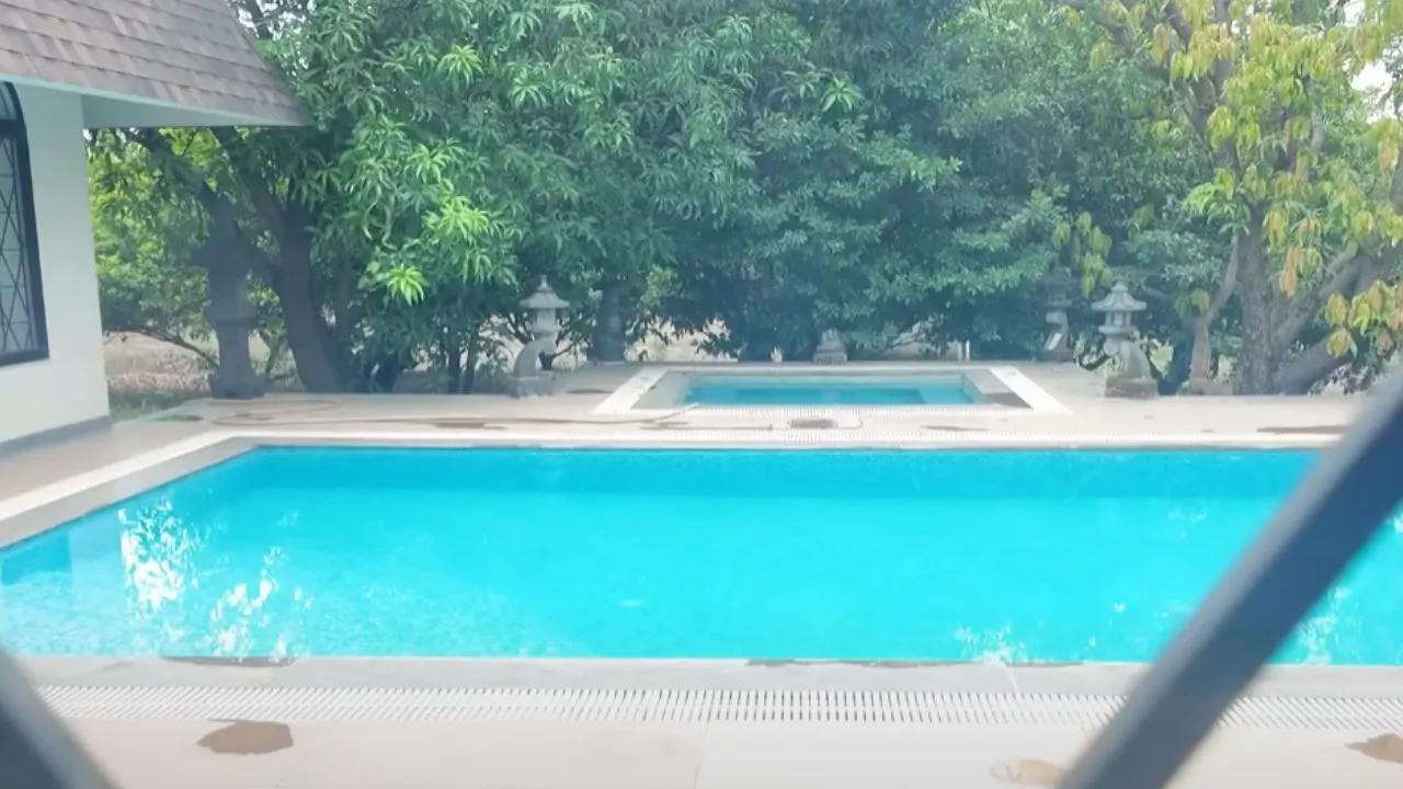 raveena farmhouse 7