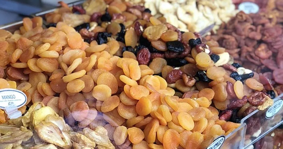 आलुबुखारा