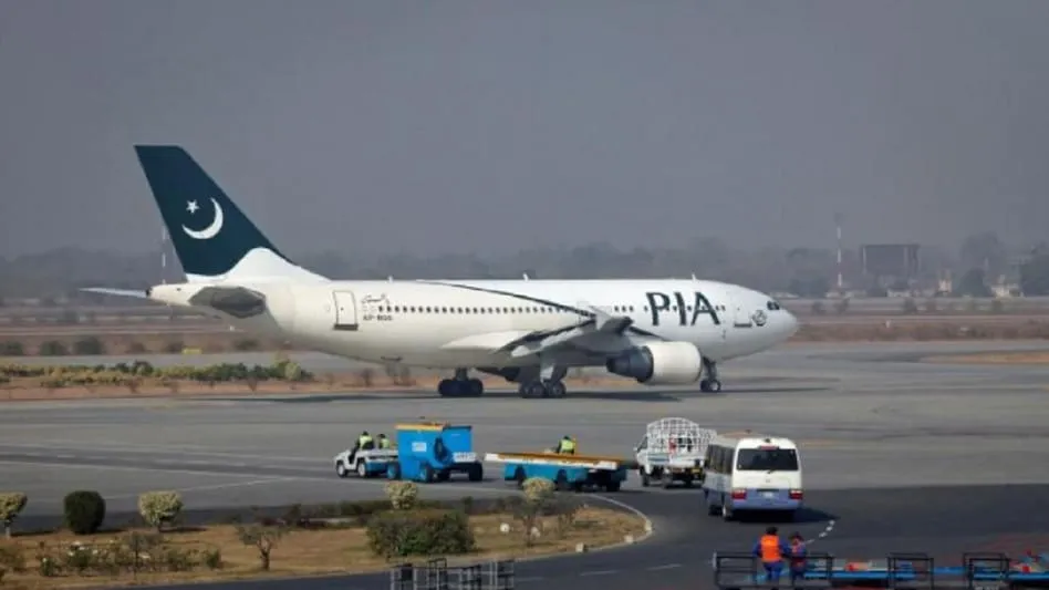 PIA के पायलट ने विमान उड़ाने से इनकार कर दिया (Photo- Reuters)