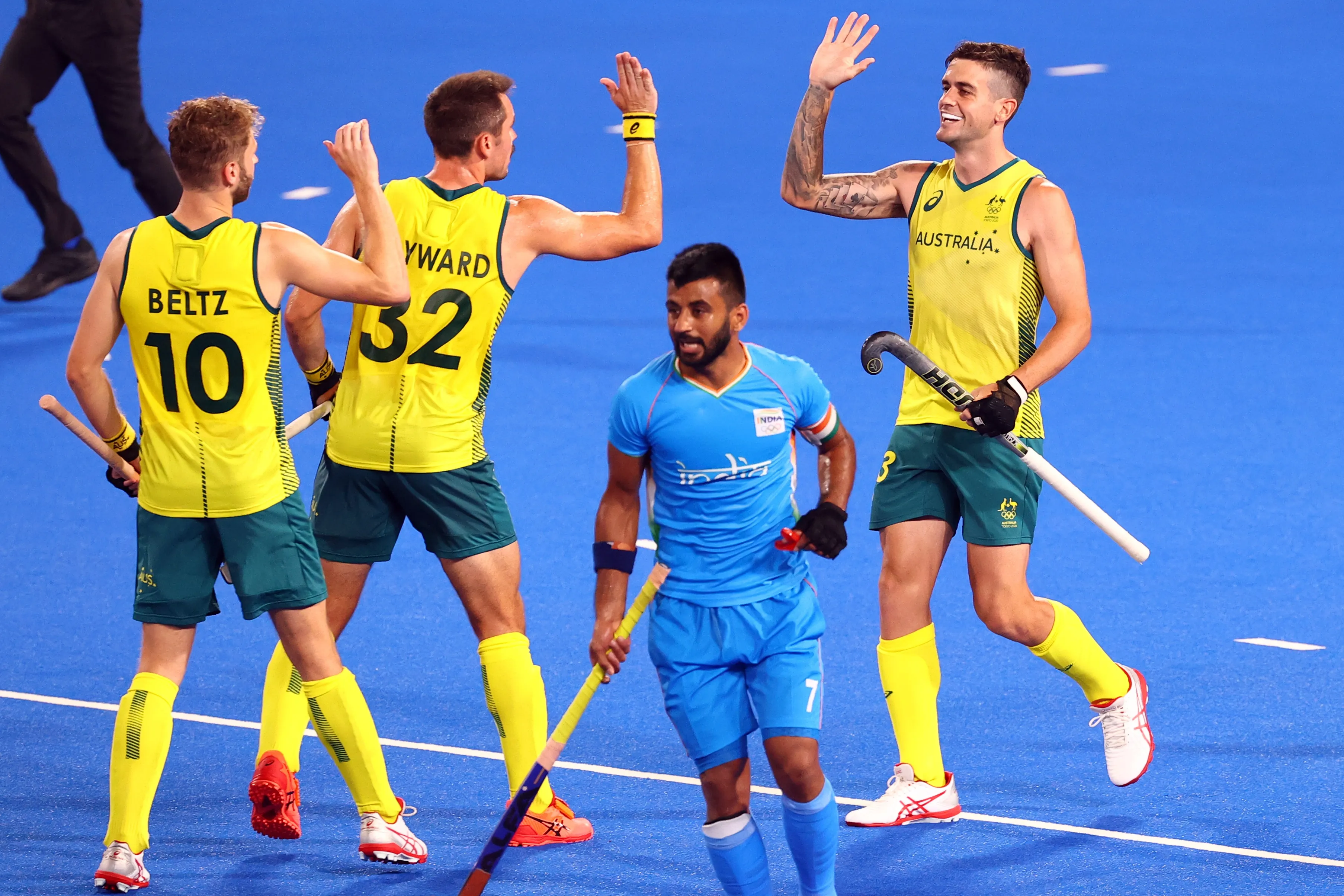 Hockey-Australia's men crush India 7-1 | Reuters