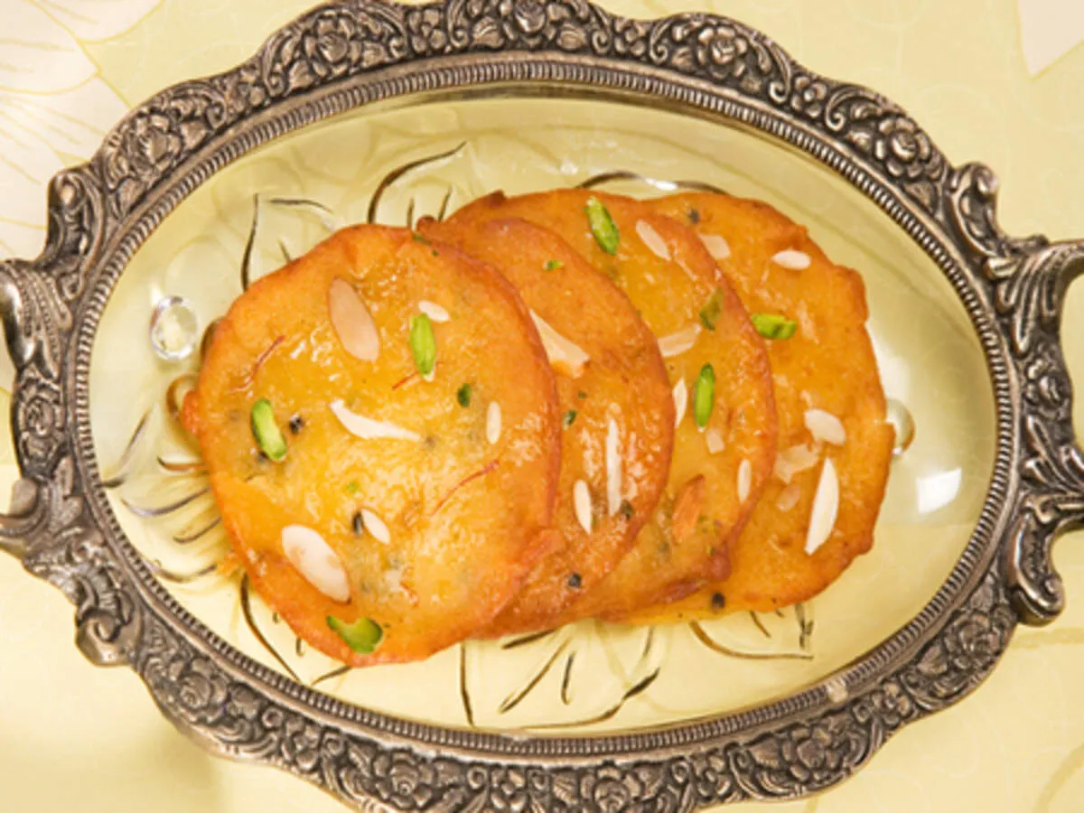 Malpua Recipe: How to make Malpua Recipe at Home | Homemade Malpua Recipe -  Times Food