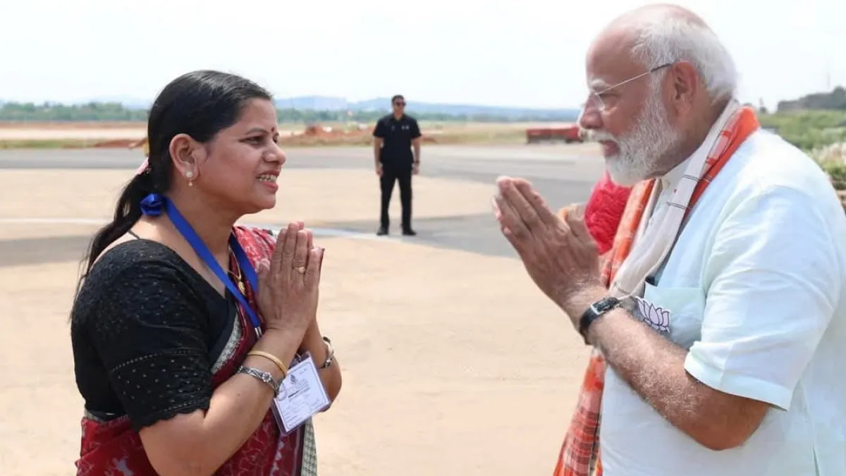 Itishree Nayak with PM Narendra Modi