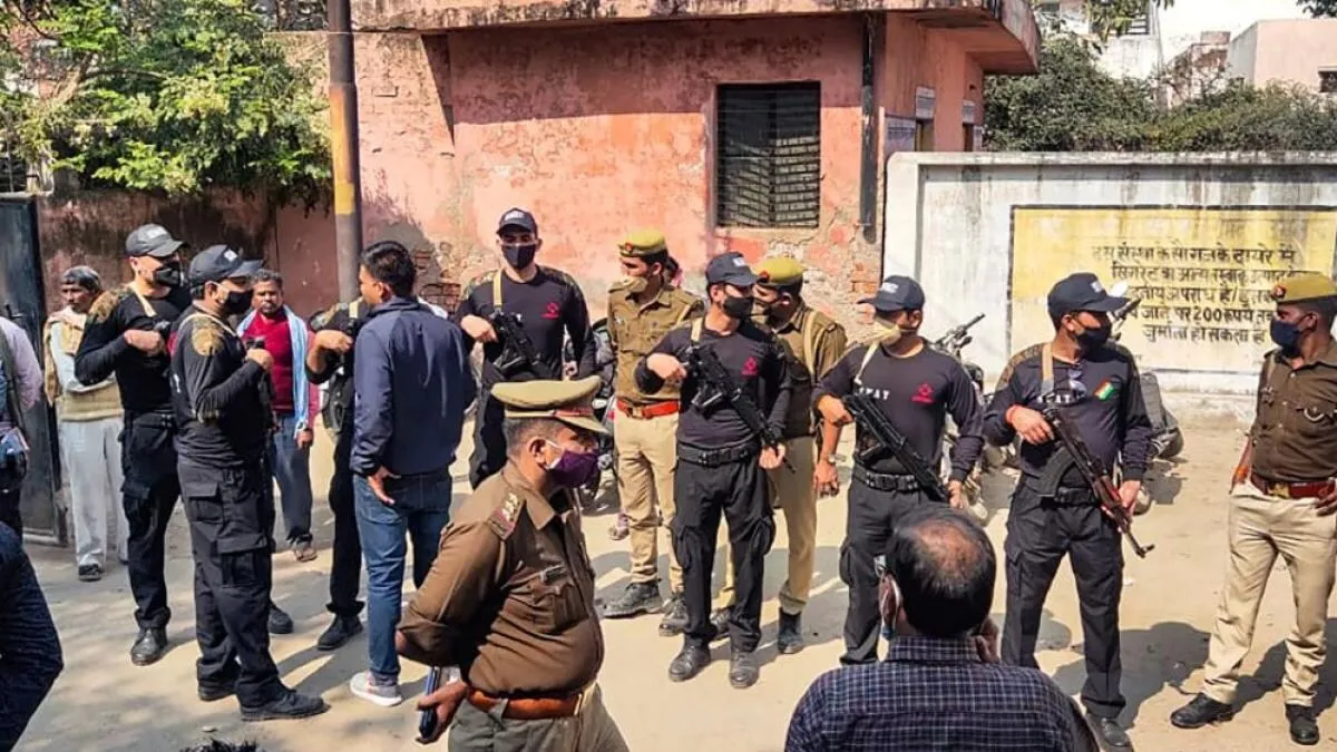 उन्नाव केस में पुलिस की जांच जारी (फोटो- पीटीआई)