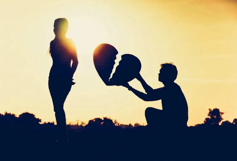 Breakup Images Wallpaper for Love Couple | Broken heart syndrome ...