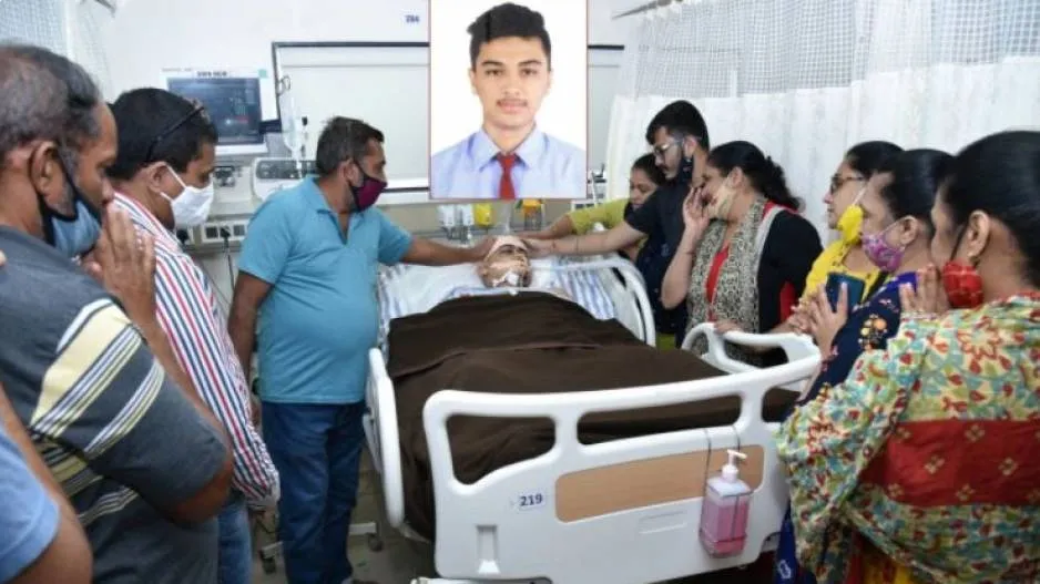 student donates organ