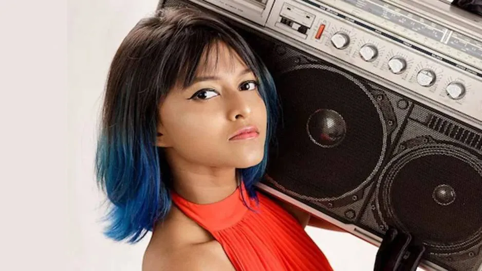 Yohani will debut in bollywood