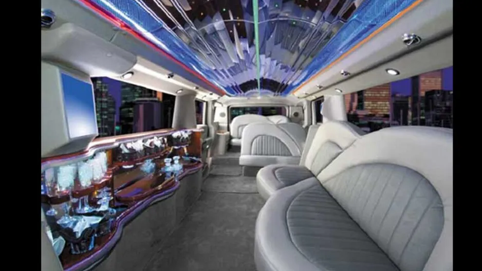 Meet American Dream: A car with helipad, swimming pool and mini golf course