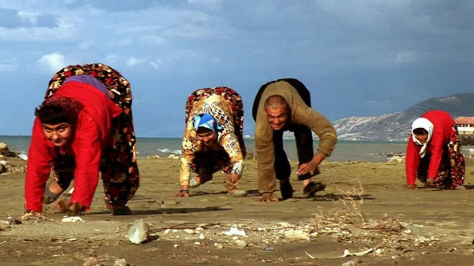 Family walk like animals using hand and legs