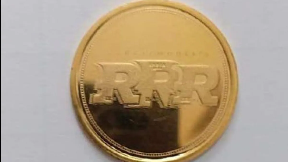 Ram Charan gifts gold coins to everyone who worked on the film