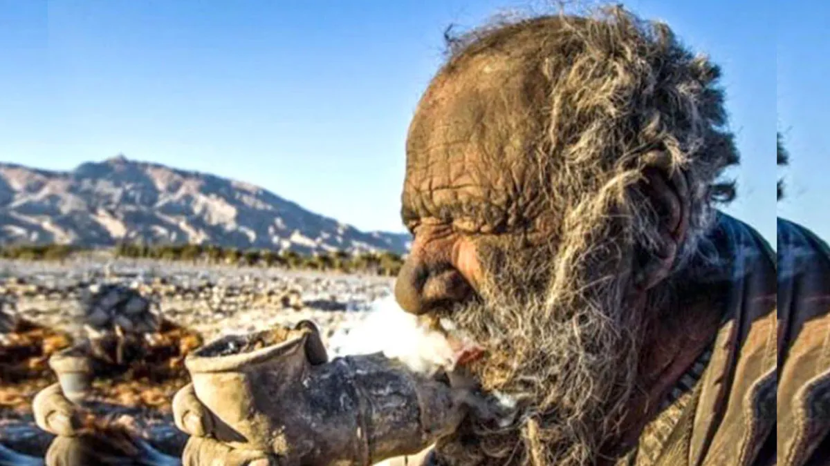 Most dirty man never bathed for 67 years die after bathing