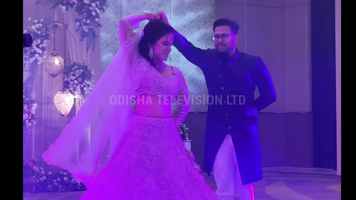 ଆଇଏଏସ୍ ଚଞ୍ଚଳ ରାଣା ଓ ଅନନ୍ୟା ଦାସ