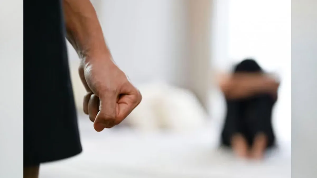 Never ignore these symptoms warning signs of domestic violence characteristics