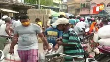 People Across Odisha Resort To Panic Buying In View Of Cyclone Yaas