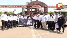 Pending Semester Exams In Offline Mode: Law Students Hold Protest Outside Utkal University