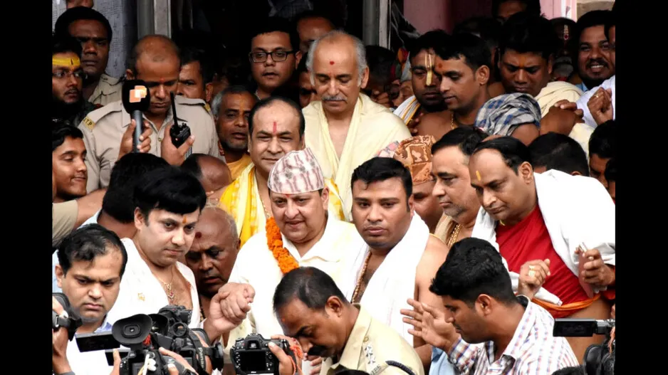 King of Nepal during his visit to Puri Jagannath temple