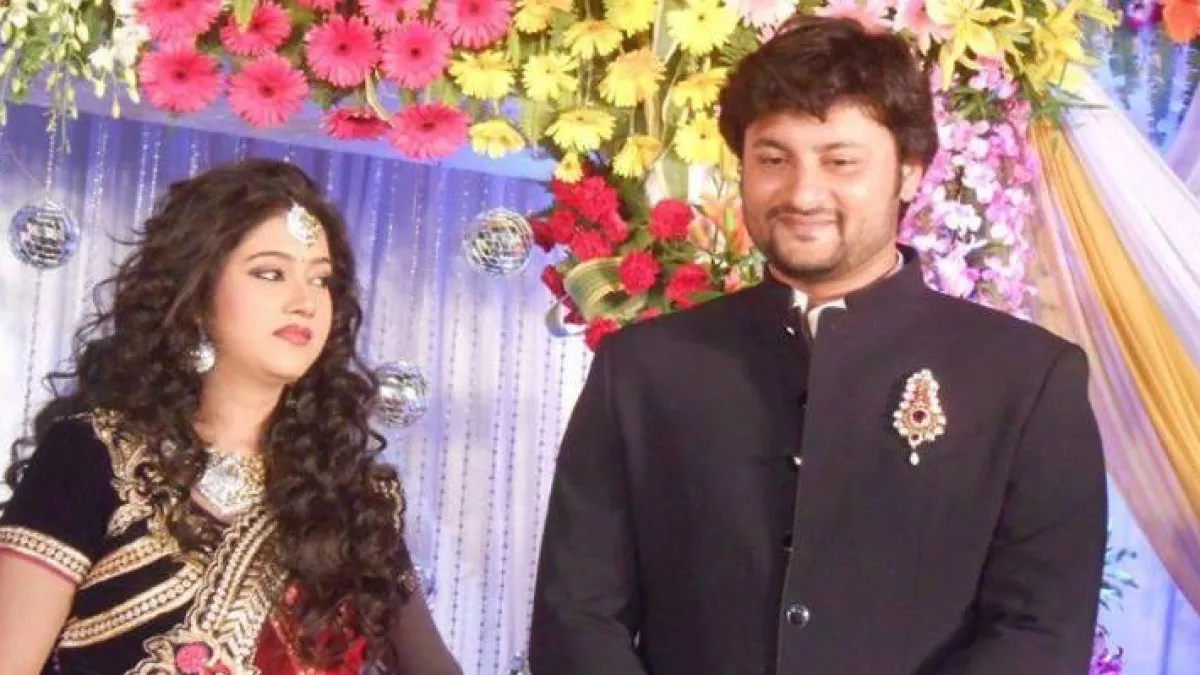 Anubhav-Varsha Feud