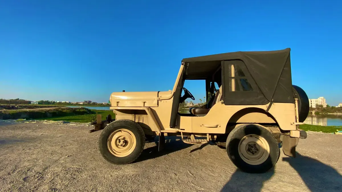 Mahindra Jeep CJ500