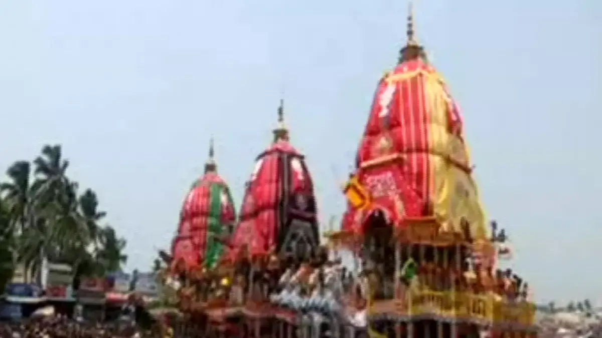 Darpadalana and Nandighosha chariots reach Saradha Bali in front of Gundicha temple in Puri 