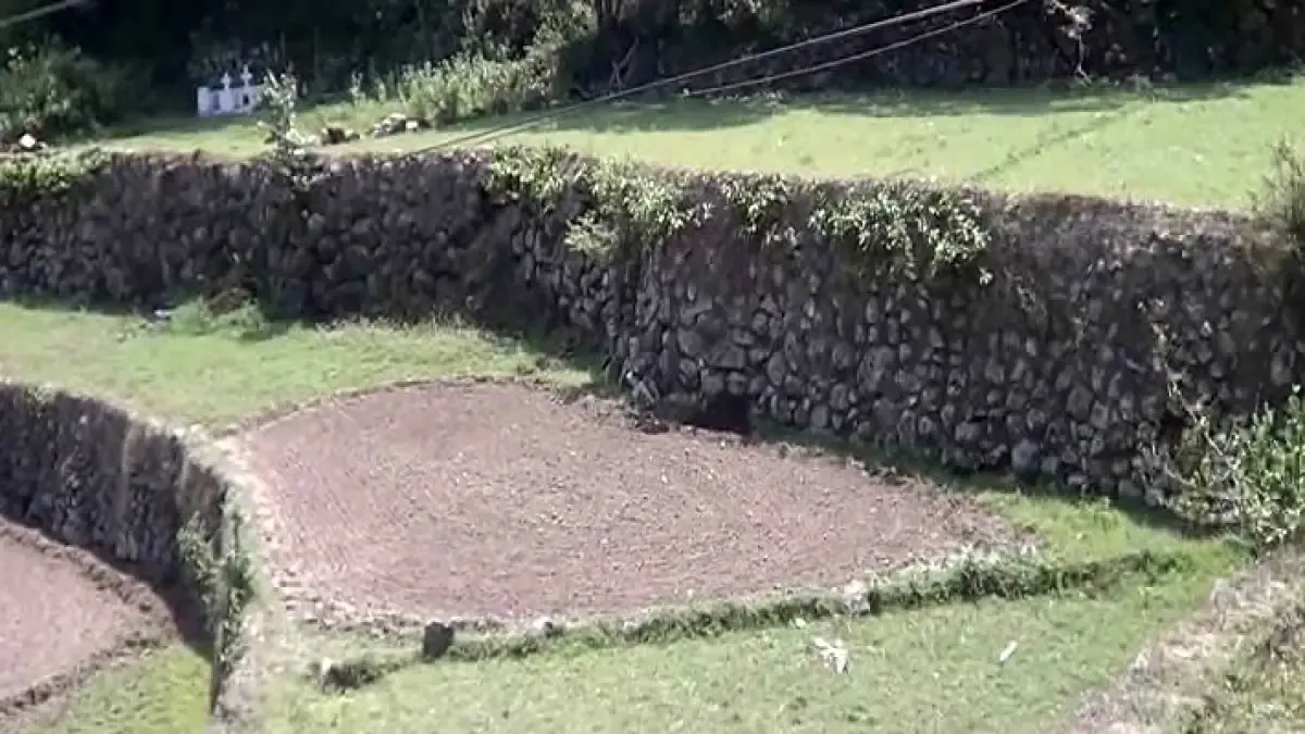 Boundaries of land with stones