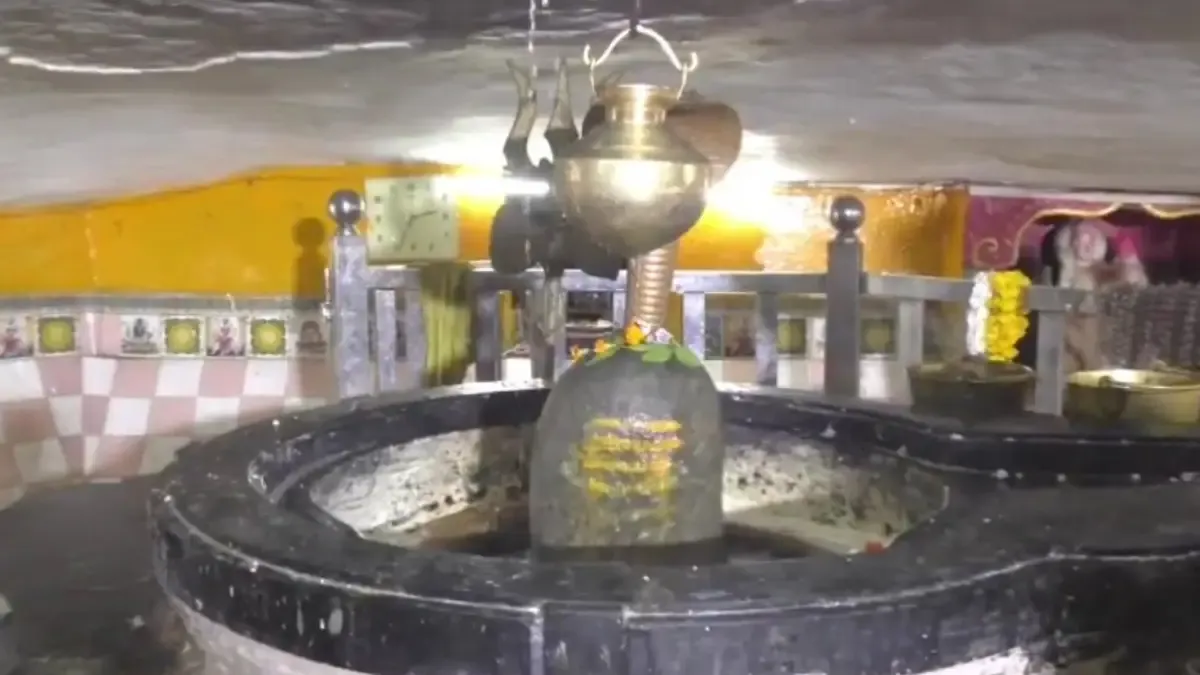 The interior of the Dhabaleswar Temple in Titilagarh