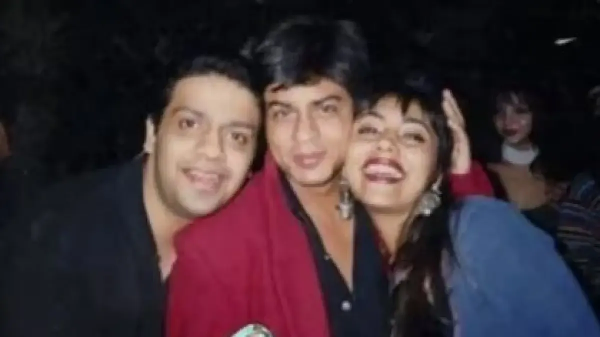 SRK with Chikki Panday