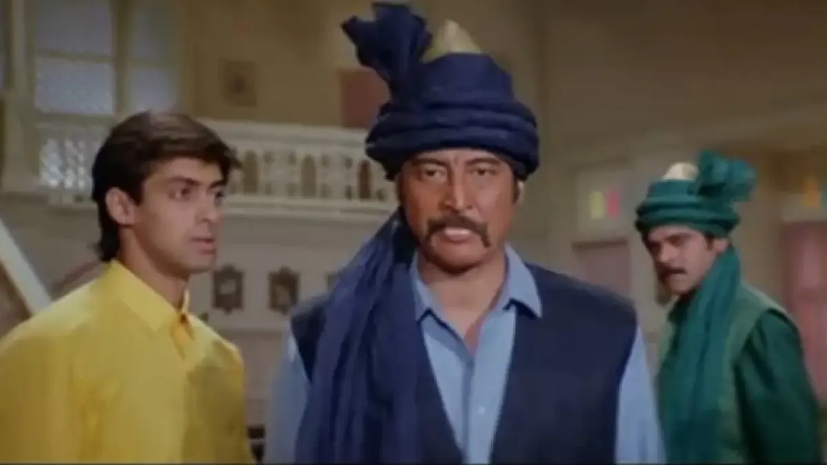 Salman Khan with Danny Denzongpa in Sanam Befawa
