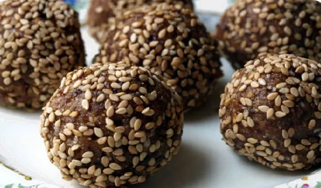 Ragi Coconut Ladoo
