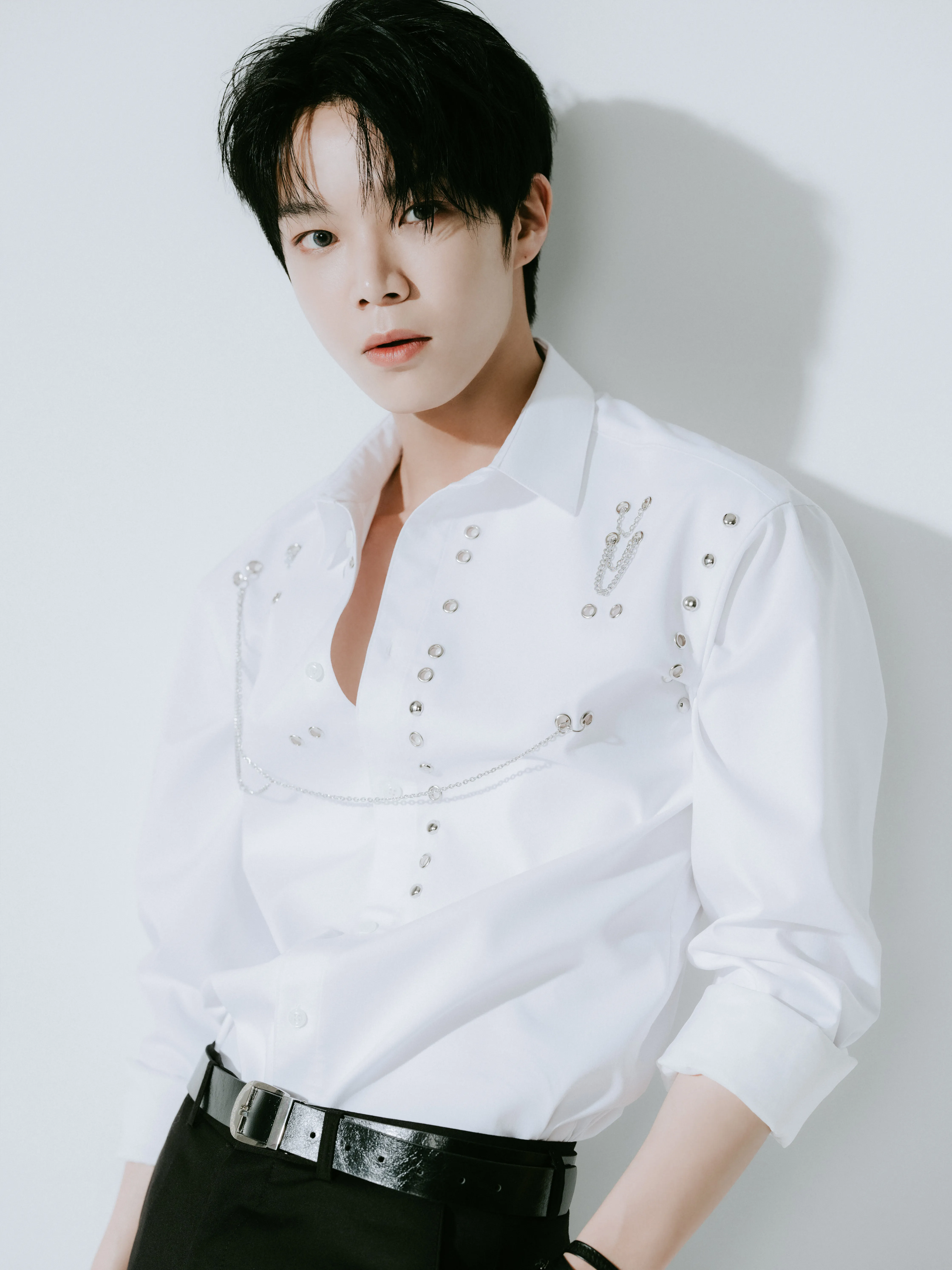 VERIVERY Face You (Thunder) Concept Photos (16 photos, HD/HQ/HR) - K-Pop  Database / dbkpop.com