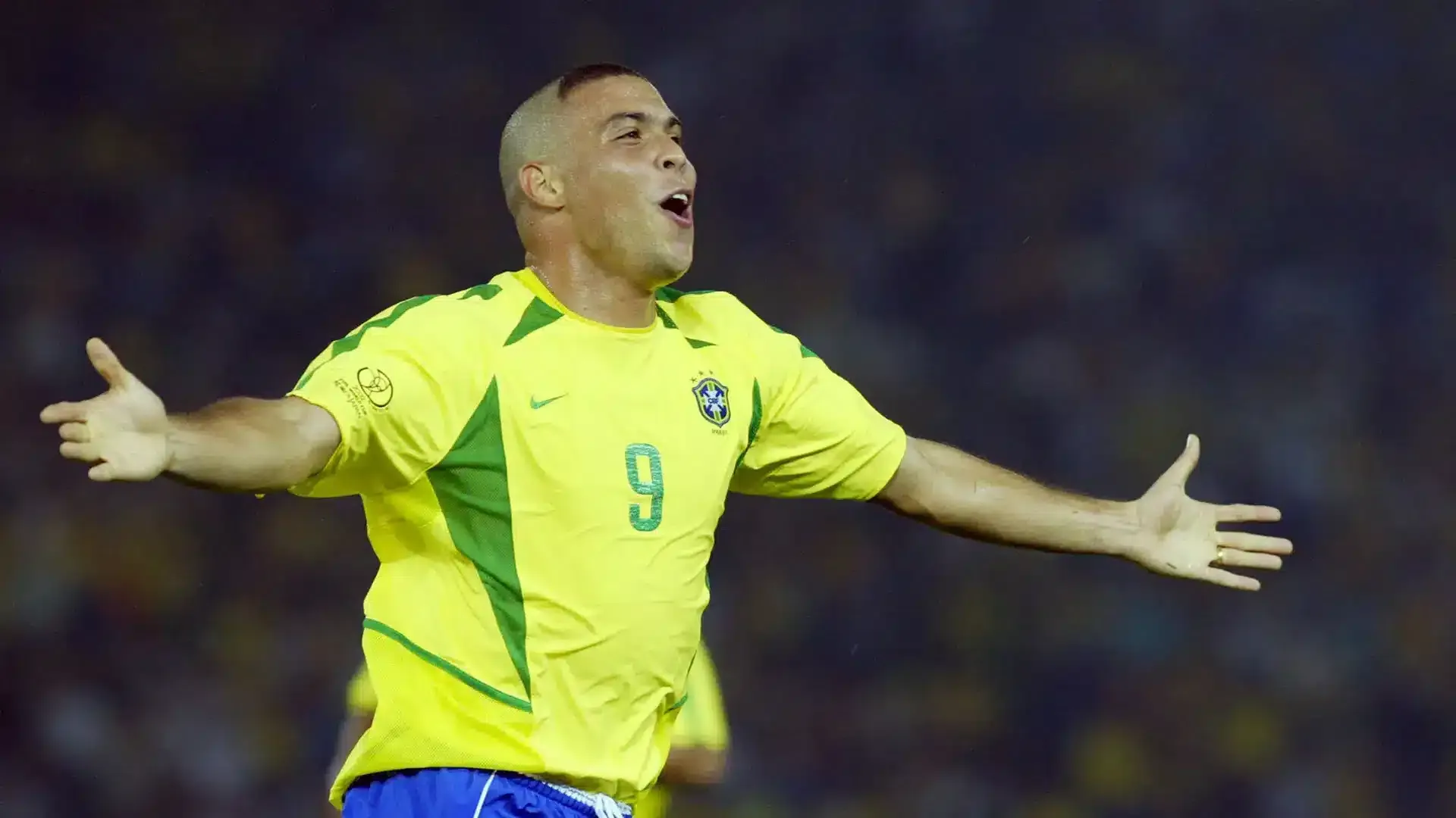 Ronaldo Nazário: Shirt History - UKSoccerShop
