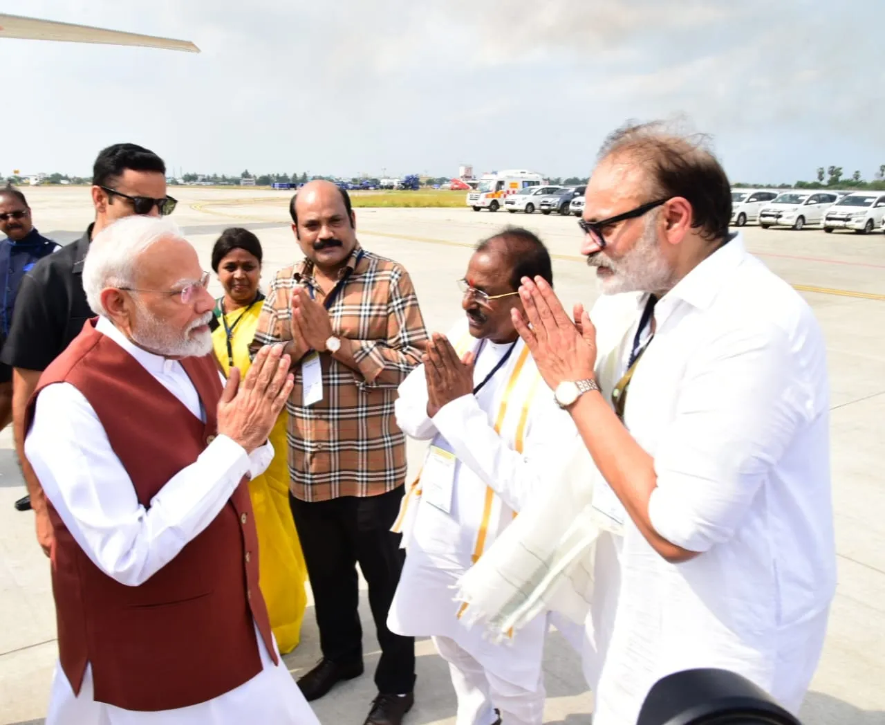 Nagababu Inviting Modi 