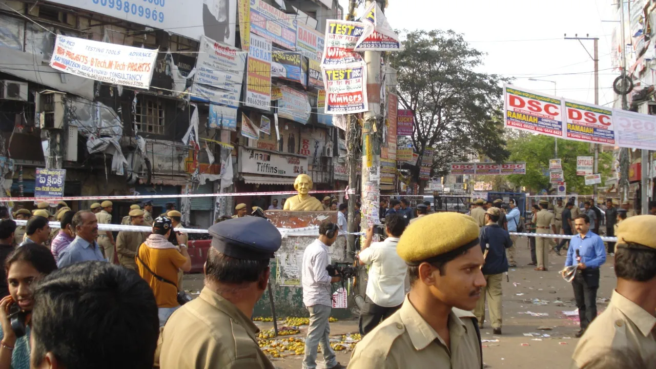 Conspiracy for blasts in Hyderabad and other 7 areas, Know Details