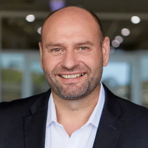 Qatar Airways Holidays and Discover Qatar Senior Vice President, Mr. Steven Reynolds