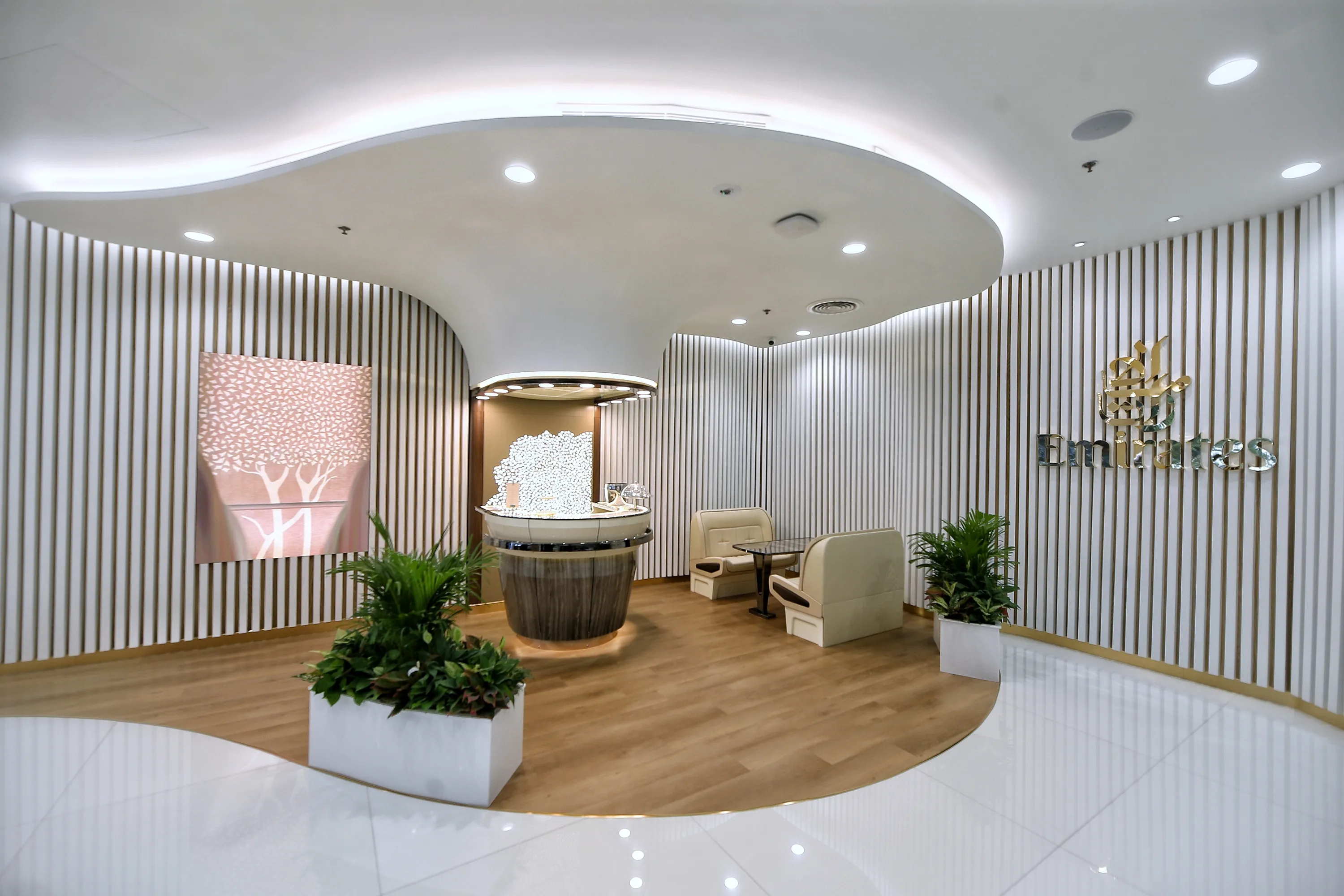 Emirates Opens Bangkok World Store